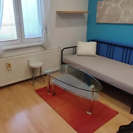 Blue In Center, Location Apartmán *